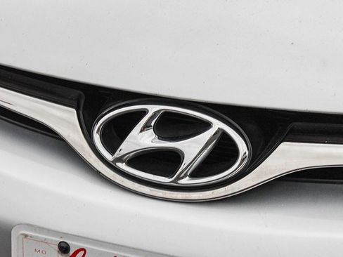 Used 2015 Hyundai Elantra Sport image 6