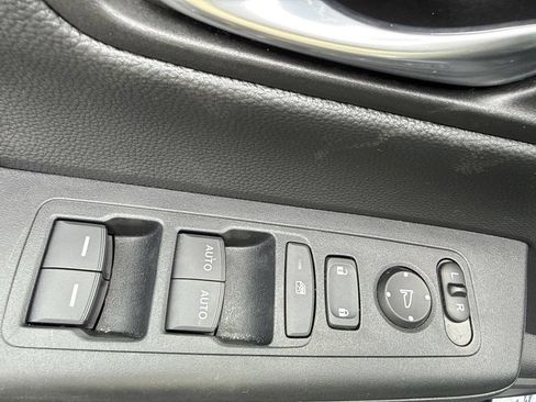 Used 2025 Honda CR-V Sport image 17