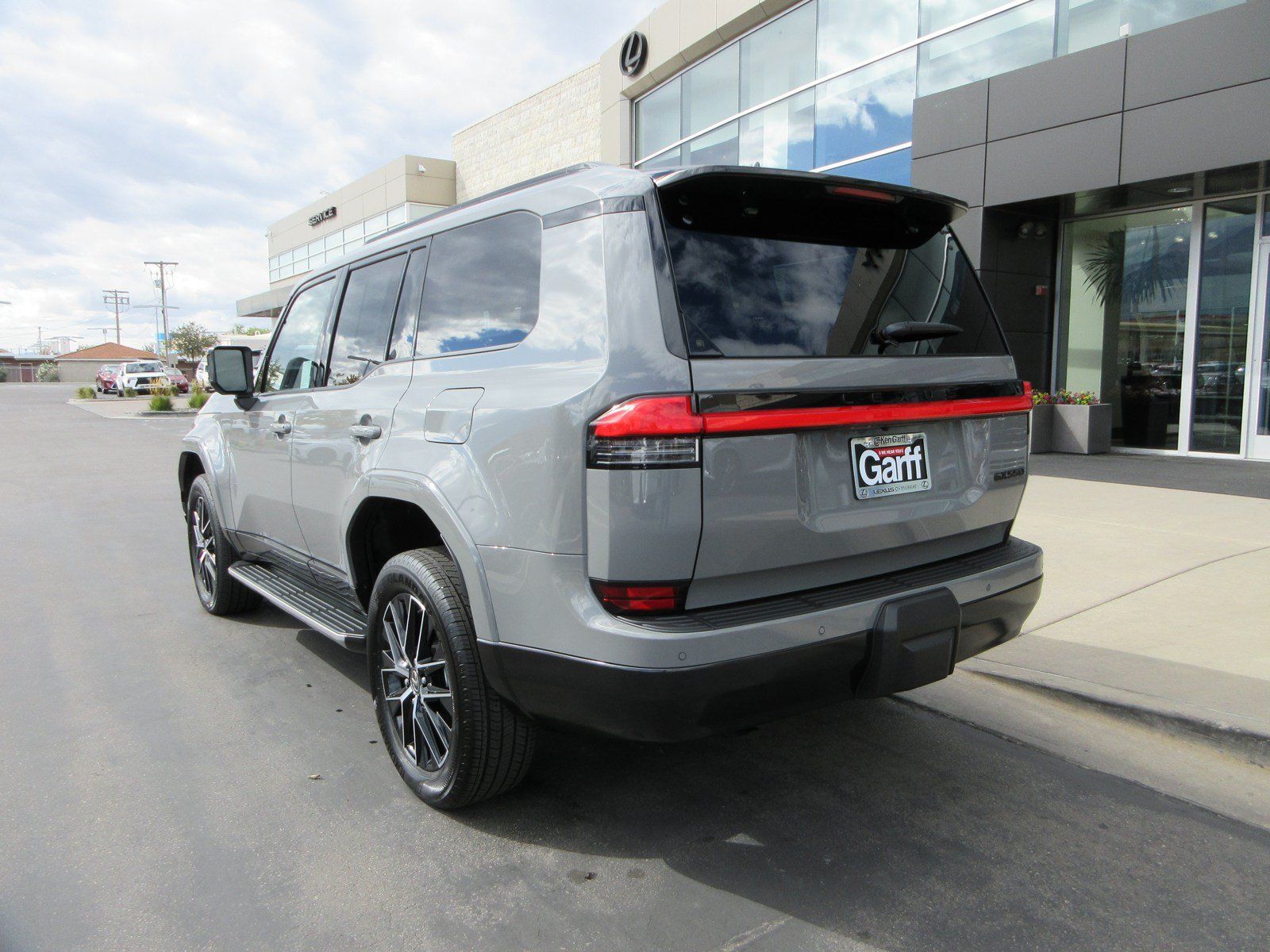 Used 2026 Lexus GX 550 w/ Cold Area Package AWD/4WD image 5
