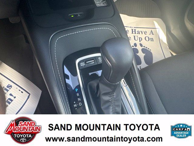 Used 2026 Toyota Corolla SE FWD image 19