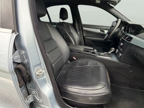 Used 2014 Mercedes-Benz C 250 Sedan image 16