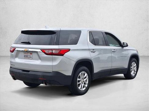Used 2019 Chevrolet Traverse LS image 5