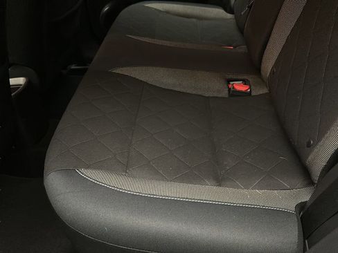 Used 2018 Nissan Kicks SV w/ Exterior Electronics Package FWD image 12