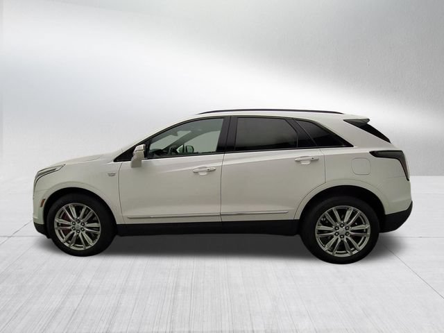 Certified 2024 Cadillac XT5 Sportv w/ LPO, Floor Liner Package AWD/4WD image 8