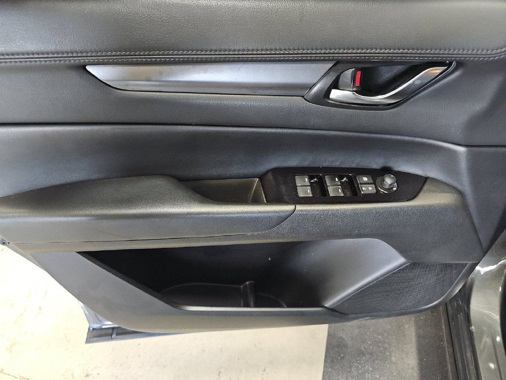Used 2020 MAZDA CX-5 Touring FWD image 10