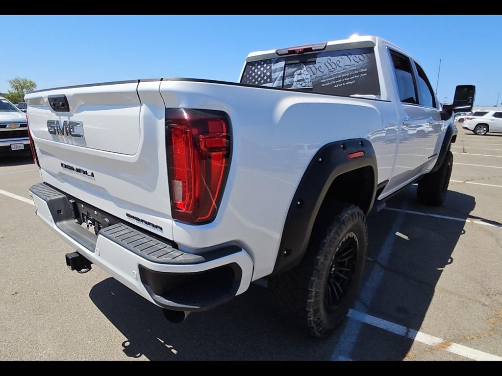 Used 2023 GMC Sierra 2500 Denali w/ Denali Ultimate Package AWD/4WD image 5
