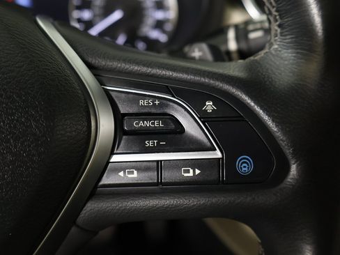 Used 2022 INFINITI QX50 Essential image 48