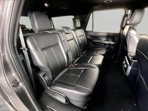 Used 2021 Ford Expedition Max XLT RWD image 24
