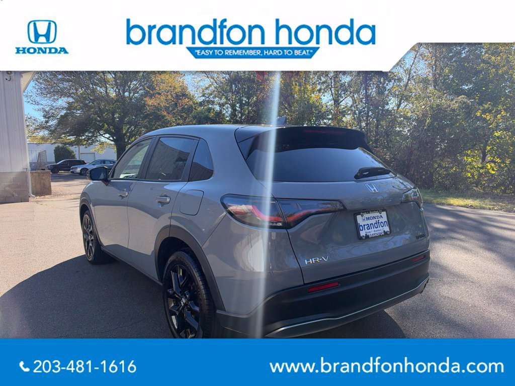 Used 2024 Honda HR-V Sport image 4