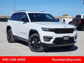 New 2025 Jeep Grand Cherokee Limited w/ Black Appearance Package video 1