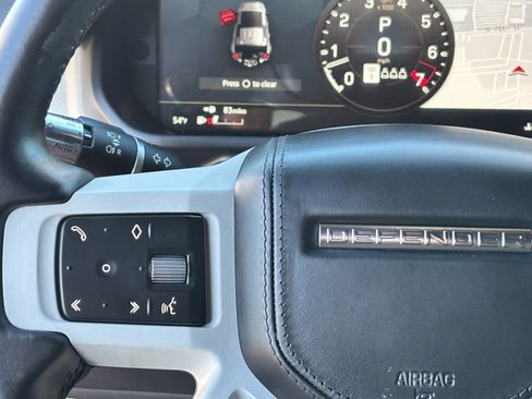 Used 2022 Land Rover Defender 110 XS Edition image 21