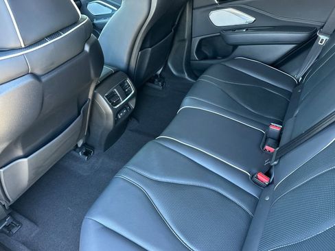 Used 2019 Acura RDX AWD w/ Advance Package image 13