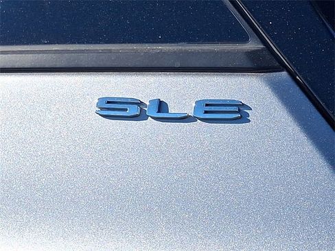 Used 2024 GMC Terrain SLE image 31