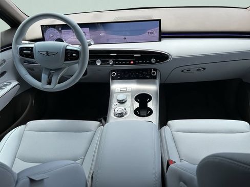 New 2026 Genesis GV70 2.5T Advanced AWD/4WD image 18