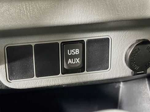 Used 2015 Toyota Tacoma 2WD Access Cab w/ SR5 Package image 10