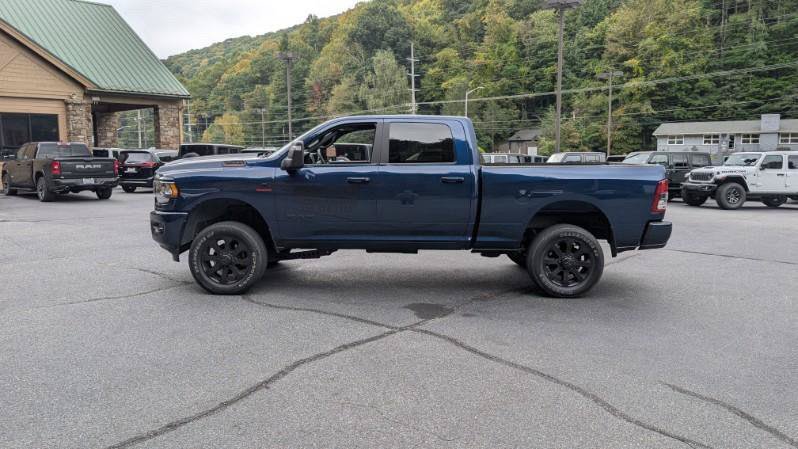 Used 2024 RAM 2500 Big Horn w/ Night Edition AWD/4WD image 6