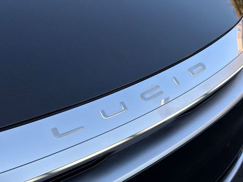 Used 2025 Lucid Air Pure RWD image 12