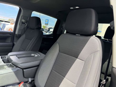 Used 2023 Chevrolet Silverado 1500 LT AWD/4WD image 11