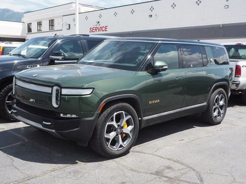 Used 2024 Rivian R1S Adventure AWD/4WD image 1