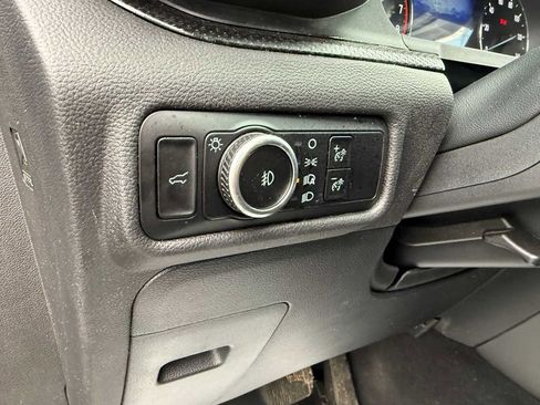 Used 2024 Ford Explorer ST-Line w/ Class IV Trailer Tow Package image 16