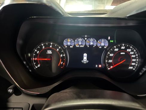 Used 2021 Chevrolet Camaro ZL1 image 19