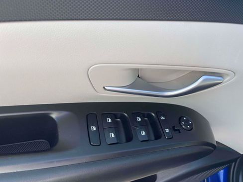Used 2022 Hyundai Tucson SEL FWD image 11
