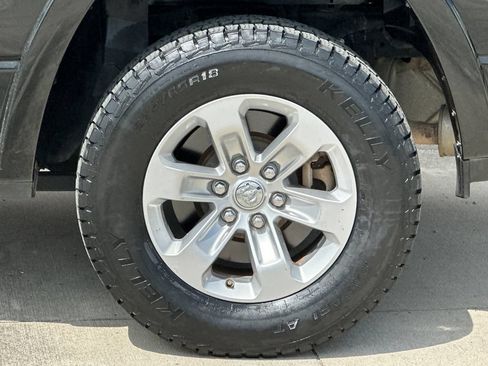 Used 2020 RAM 1500 Laramie AWD/4WD image 25