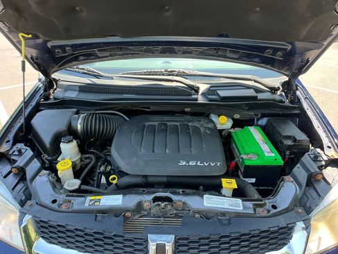 Used 2014 Dodge Grand Caravan SE FWD image 21