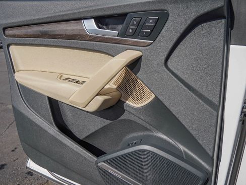 Used 2018 Audi Q5 2.0T Premium Plus w/ Premium Plus Package image 23