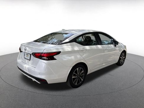 Used 2025 Nissan Versa SV FWD image 12