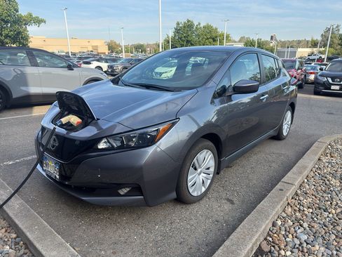 Certified 2025 Nissan Leaf S FWD image 1