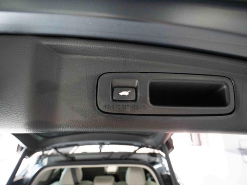 Used 2025 Honda CR-V EX-L image 29