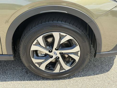 Certified 2022 Subaru Outback Limited AWD/4WD image 12