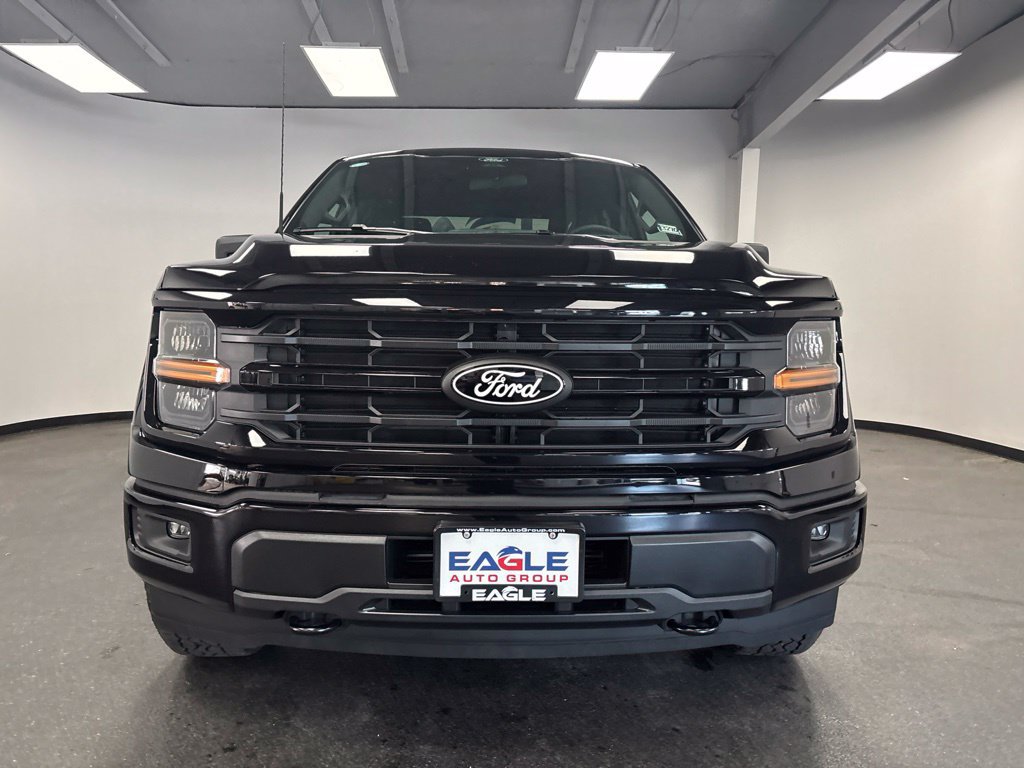 New 2026 Ford F150 XLT w/ XLT Black Appearance Package AWD/4WD image 4