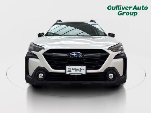 Used 2024 Subaru Outback Premium AWD/4WD image 14