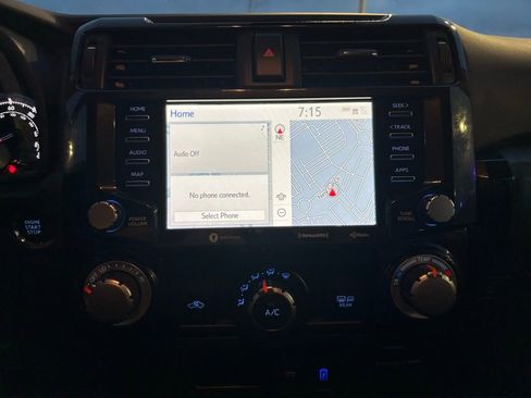 Used 2022 Toyota 4Runner TRD Off-Road Premium w/ Moonroof Package image 16