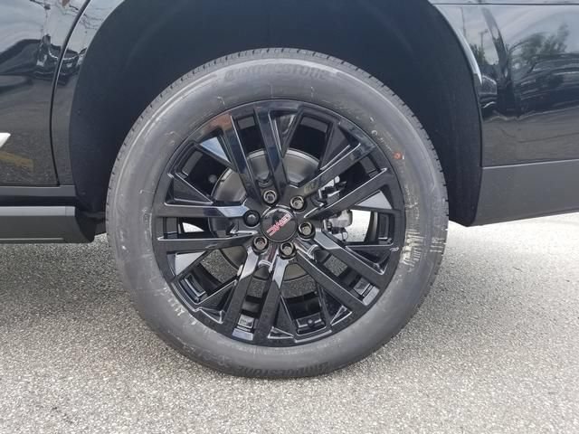 New 2026 GMC Yukon Denali w/ Sun & Power Step Package AWD/4WD image 12