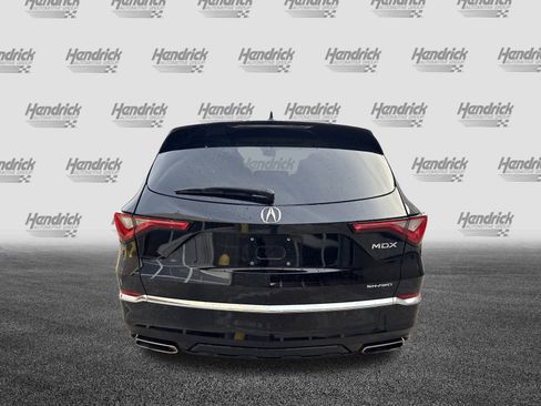 Used 2023 Acura MDX SH-AWD image 9