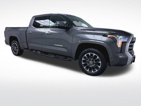 Used 2023 Toyota Tundra Limited image 17