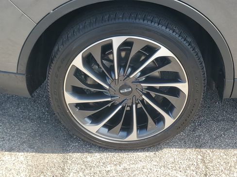 Used 2024 Lincoln Aviator Reserve w/ Equipment Group 201A AWD/4WD image 7