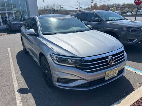 Used 2019 Volkswagen Jetta SEL Premium image 7