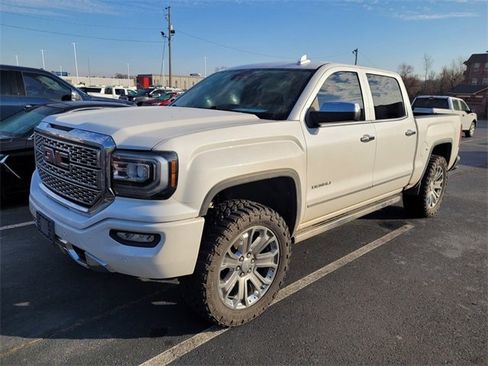 Used 2018 GMC Sierra 1500 Denali w/ Denali Ultimate Package image 10