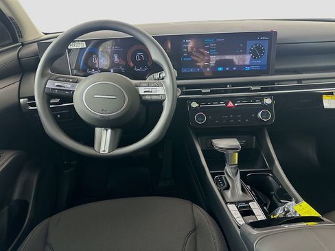 New 2026 Hyundai Tucson SEL image 18