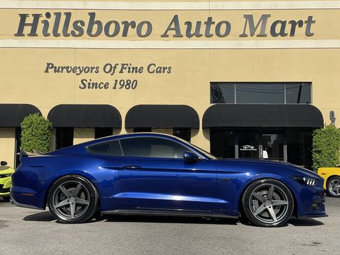 Used 2016 Ford Mustang GT Premium w/ GT Performance Package RWD image 4