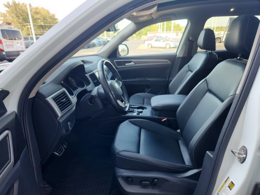 Used 2021 Volkswagen Atlas SE w/ Panoramic Sunroof Package AWD/4WD image 23