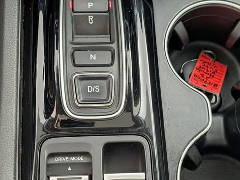 Used 2023 Honda Pilot Elite image 23