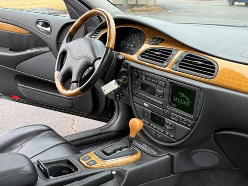 Used 2001 Jaguar S-TYPE 4.0 image 5