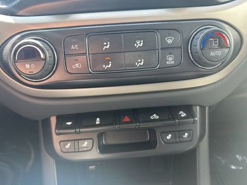 Used 2016 Chevrolet Colorado Z71 AWD/4WD image 29