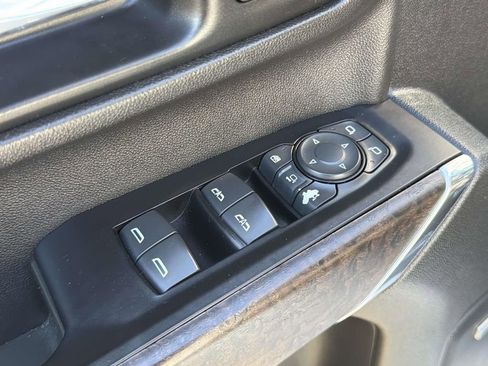 Used 2020 GMC Sierra 2500 Denali w/ Denali Ultimate Package image 22