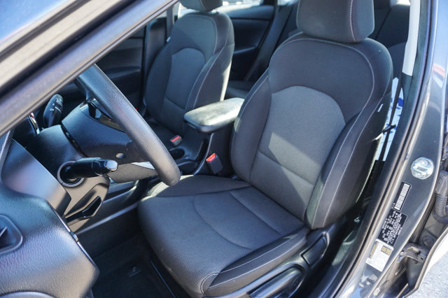 Used 2023 Kia Forte LXS FWD image 12